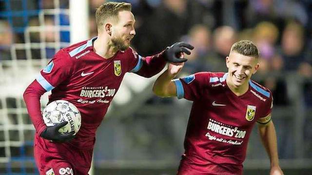 展示了两代 展示了两代